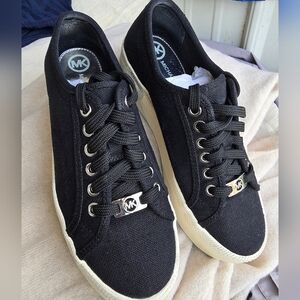 NWOT Michael Kors Black/silver Sneakers Worn Once